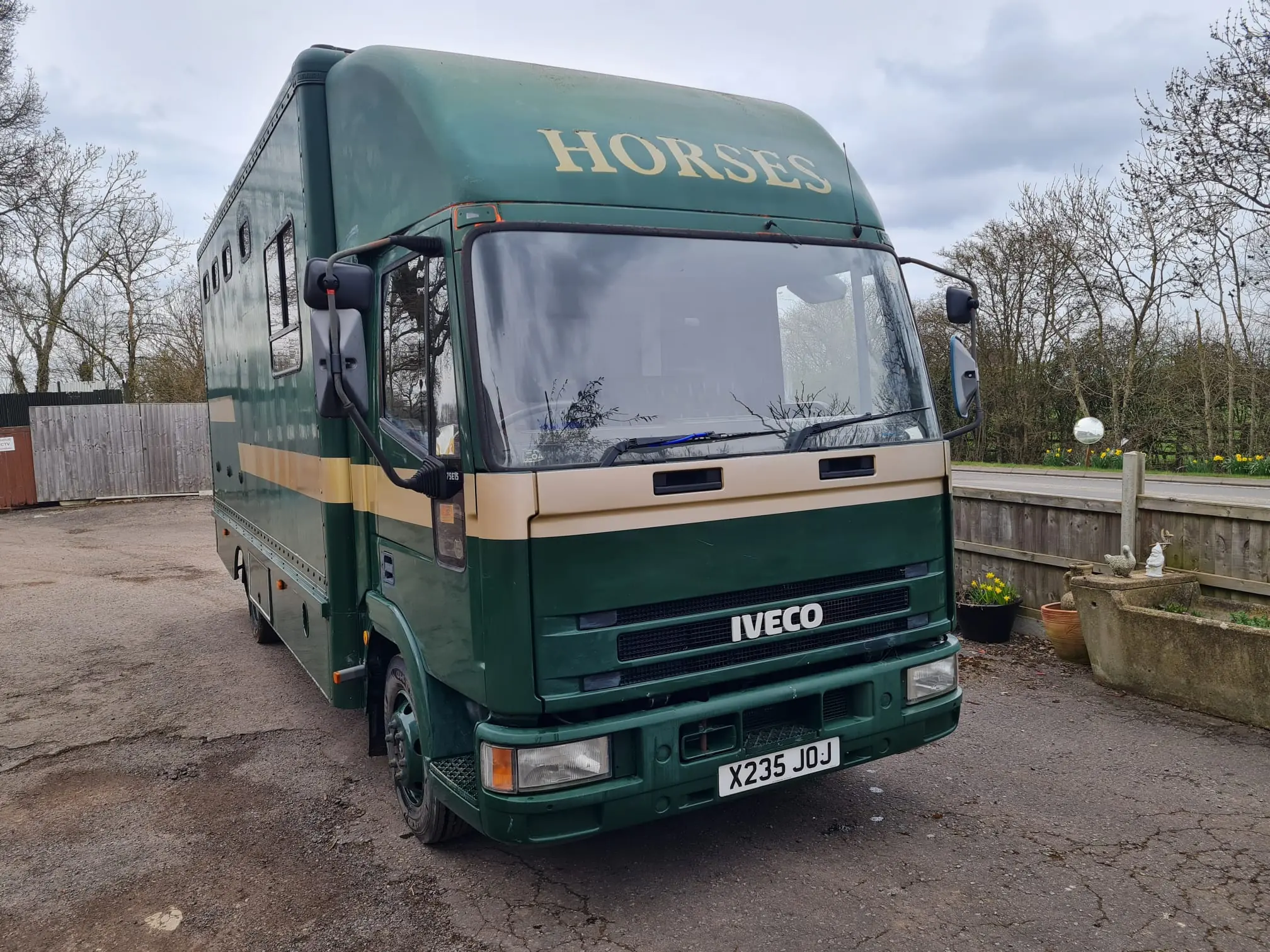 IVECO-FORD, GREEN, HORSEBOX